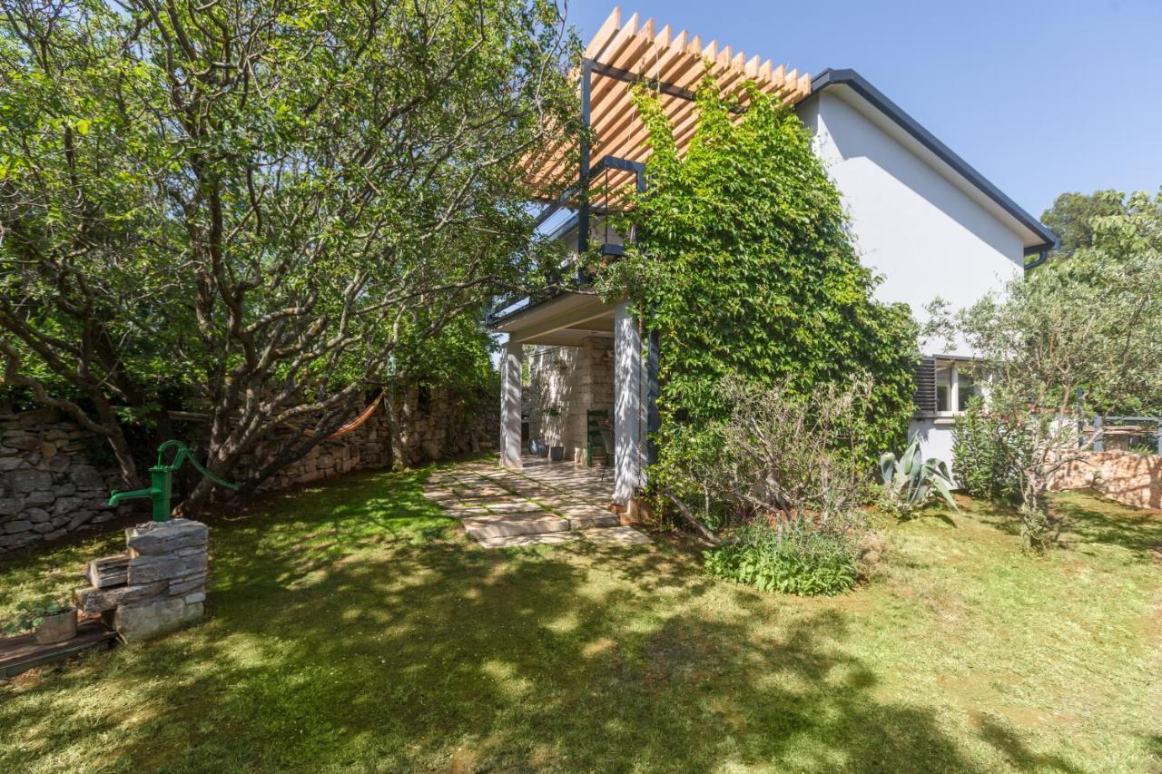 Peroj'S Green Oasis - Holiday Home Exterior photo