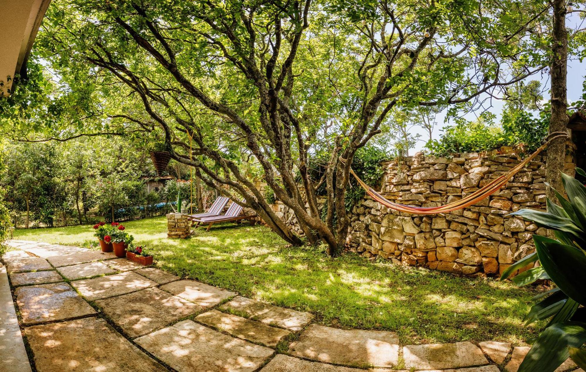 Peroj'S Green Oasis - Holiday Home Exterior photo