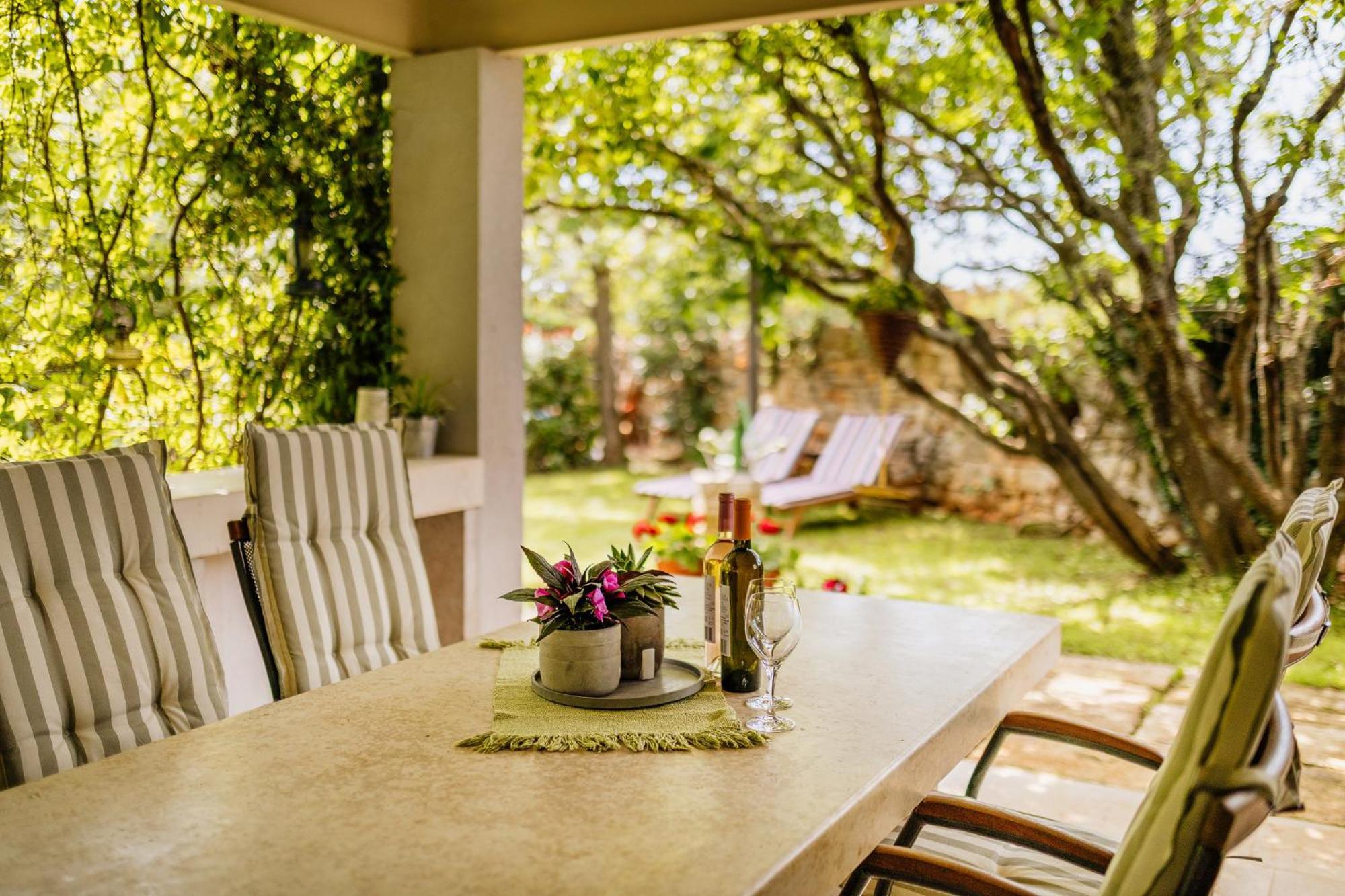 Peroj'S Green Oasis - Holiday Home Exterior photo