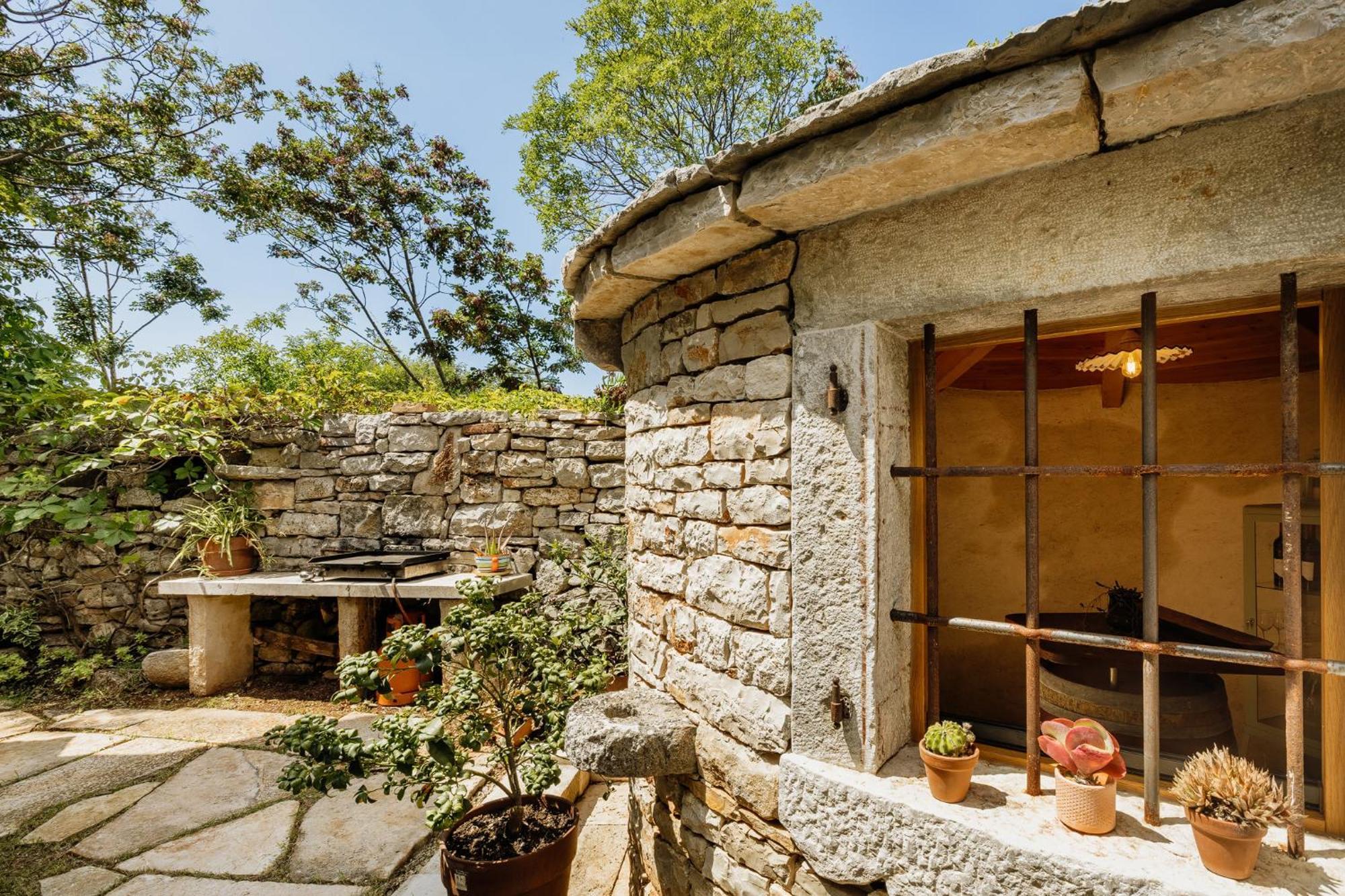 Peroj'S Green Oasis - Holiday Home Exterior photo