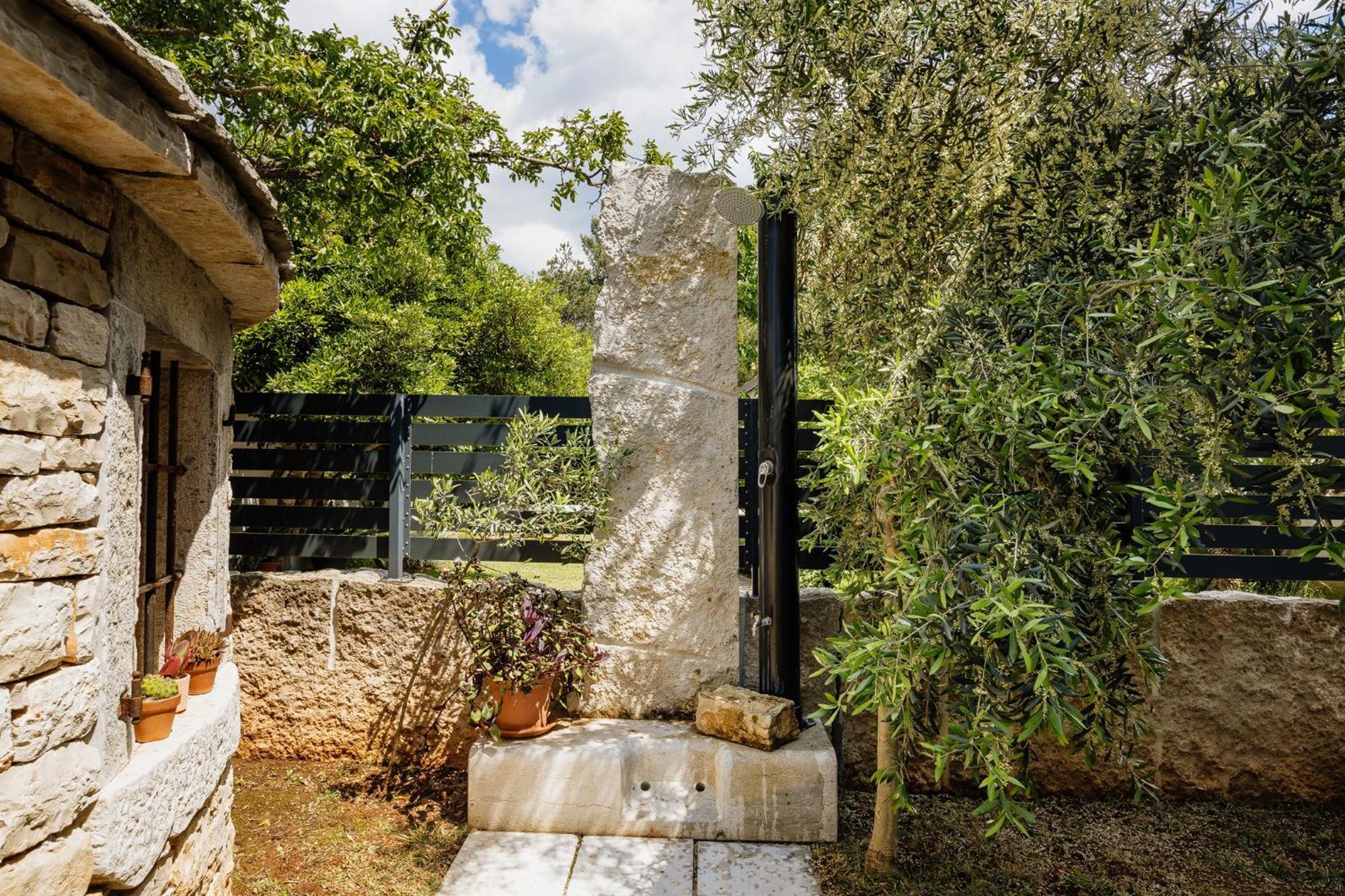 Peroj'S Green Oasis - Holiday Home Exterior photo